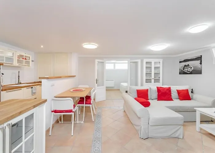 Apartment Perfect On Near Rdr340