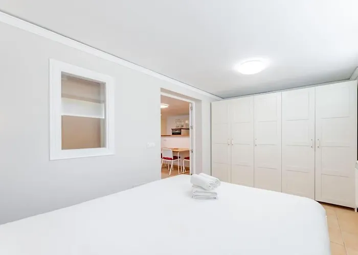 Apartment Perfect On Near Rdr340